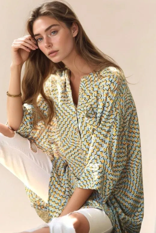 Made to layer, love, and live in — tops that carry you from day to night with effortless grace.